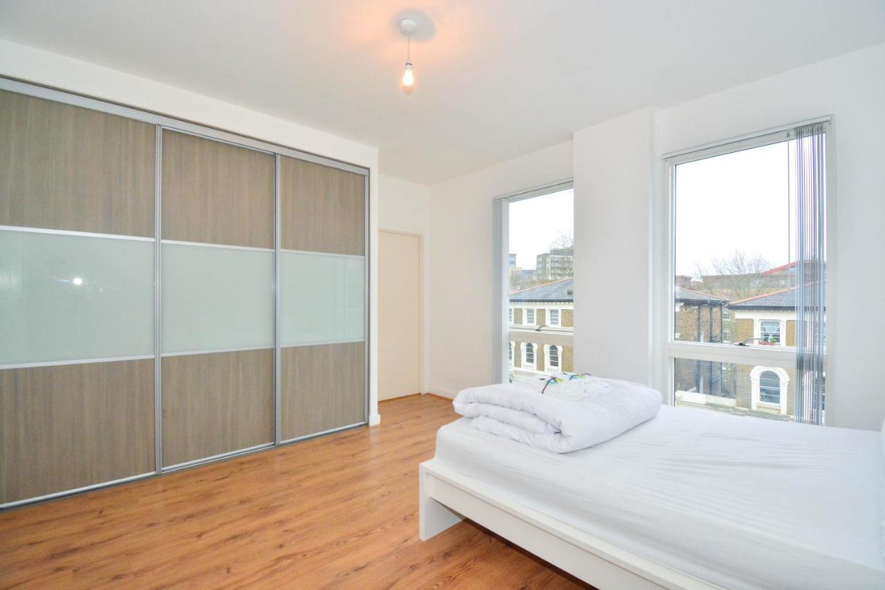 Apartment Wharf - Cambridge Av London Ngoại thất bức ảnh